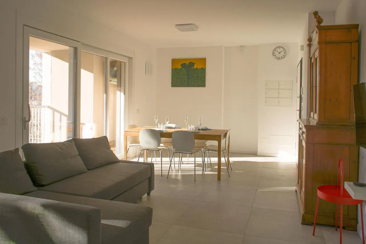 Bnbutler - Govone - Ampio E Luminoso Appartamento Con Terrazza Milan Italy